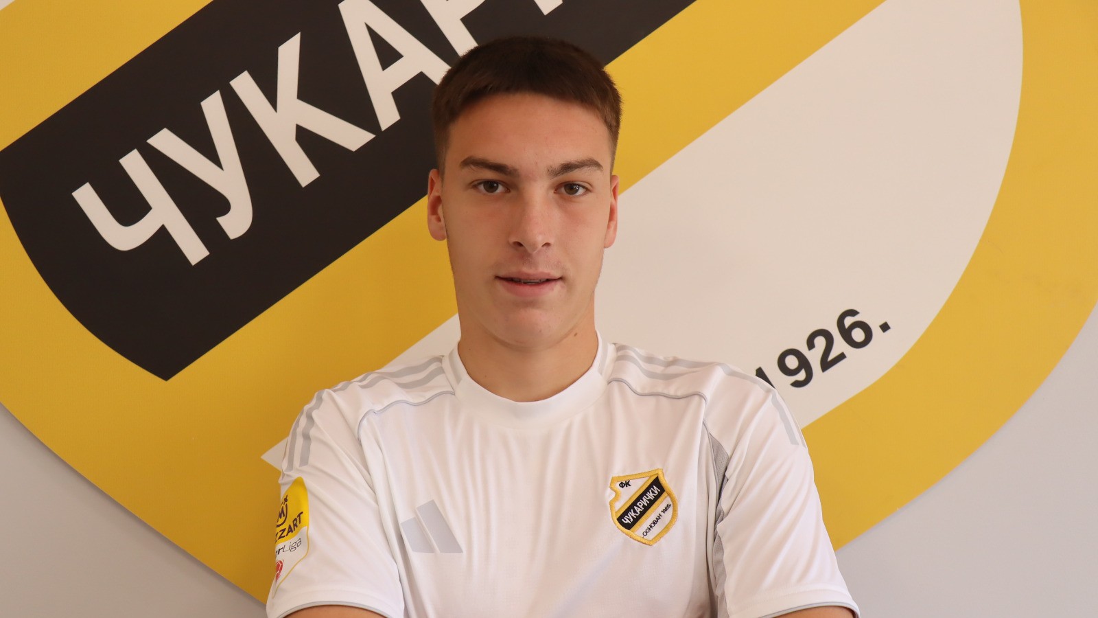 Andrija Miladinović potpisao profesionalni ugovor sa FK Čukarički